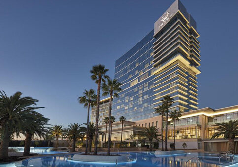 Crown Towers Resort Crane Project