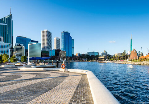 Elizabeth Quay Development - Crane and Rigger Project